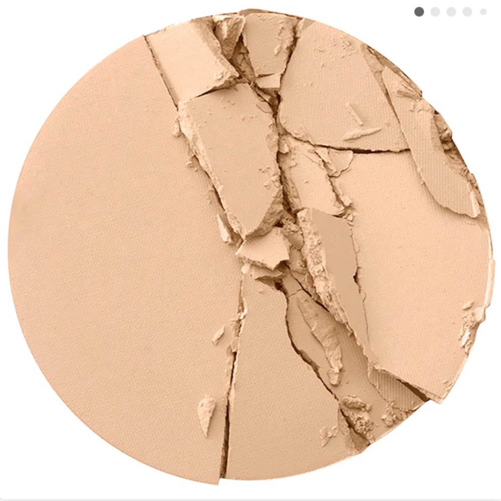 CHARLOTTE TILBURY Airbrush Flawless Finish Blurring and setting powder - Picture 5 of 12